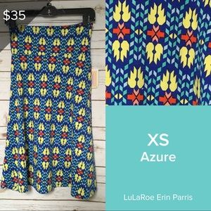 XS LuLaRoe Azure skirt